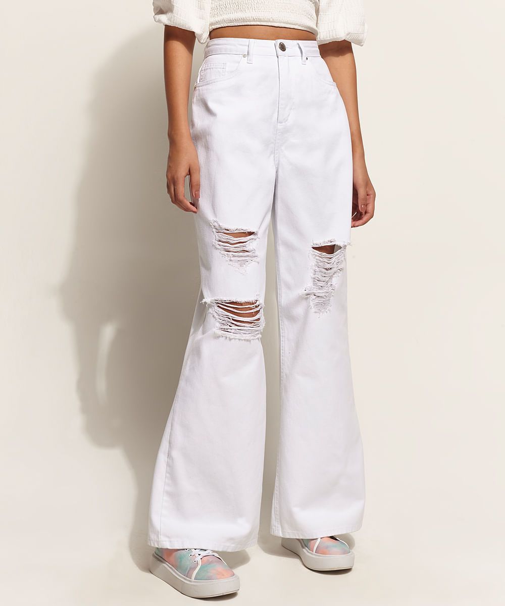 Calça de Sarja Boca de Sino