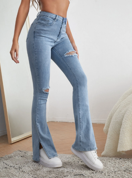 Calça Jeans de perna rasgada de cintura alta