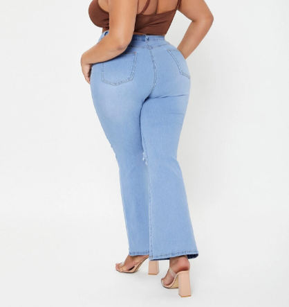 Calça Jeans Boca Larga Plus Size
